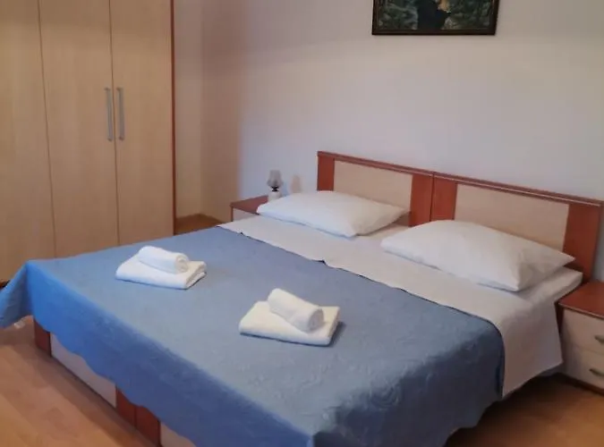 House With A Parking Space Orlec, - 19938 別荘 *