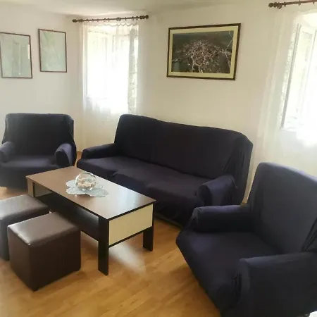 House With A Parking Space Orlec, - 19938 בית נופש קרס